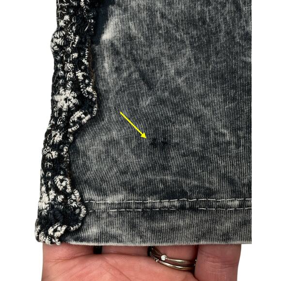 Vocal Cross Logo Tee Gray Black Medium Long Sleeve Goth Grunge Punk Edgy - Picture 5 of 12